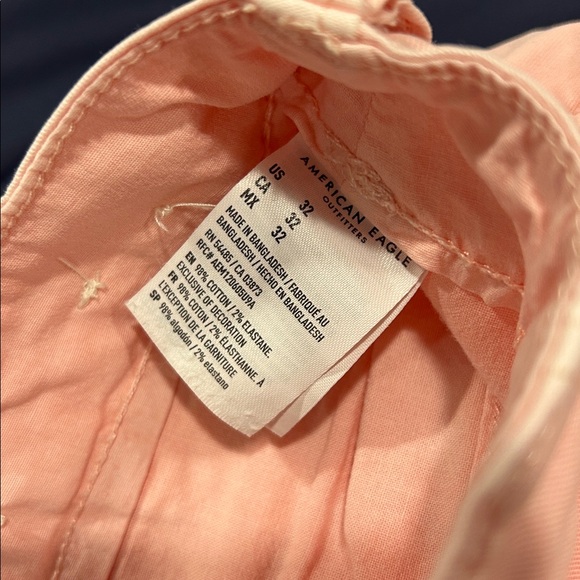 Men’s American Eagle Shorts - Picture 2 of 4